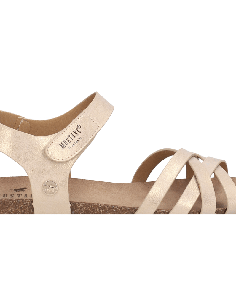 Mustang-sandály-zlatá
