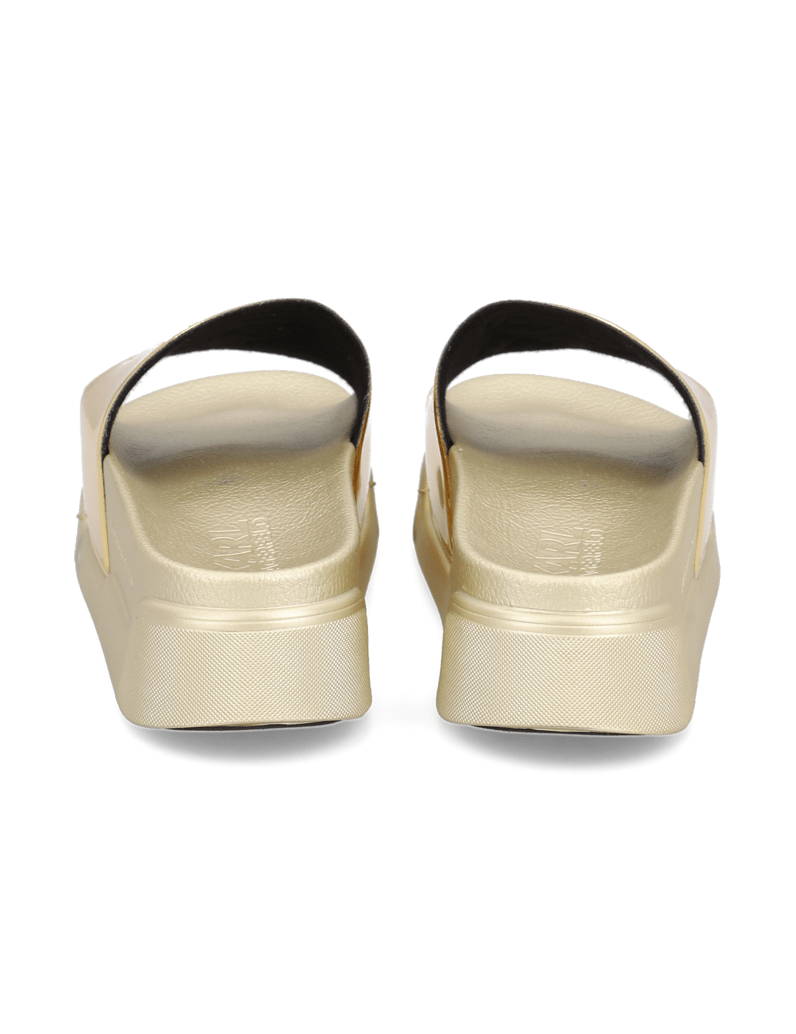 KARL-LAGERFELD-KONDOMINIUM-Ikonik-Slide