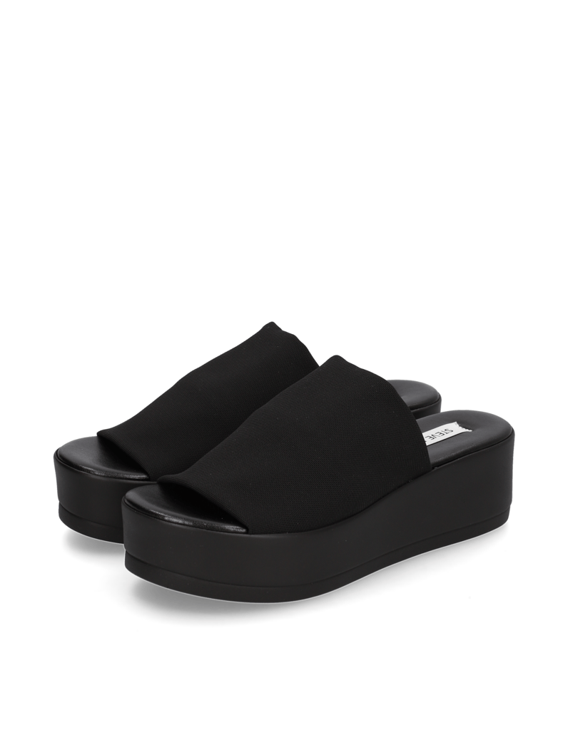 Steve-Madden-SLINKY-weiss