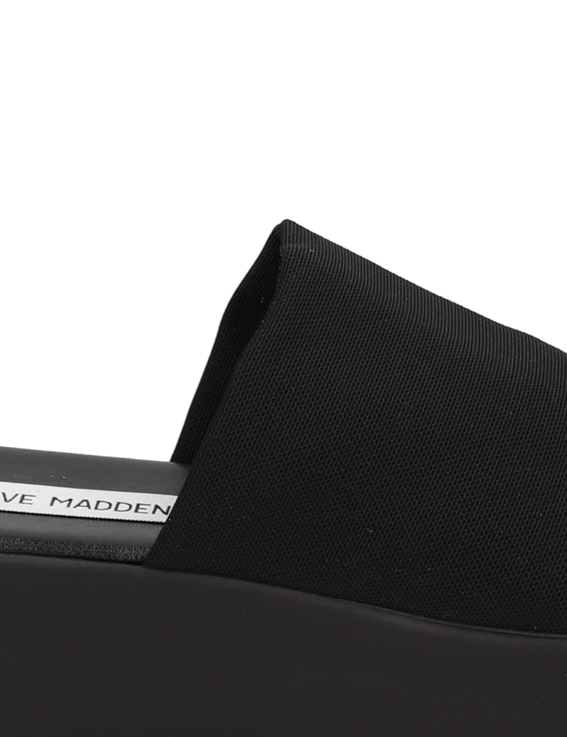 Steve-Madden-SLINKY-weiss