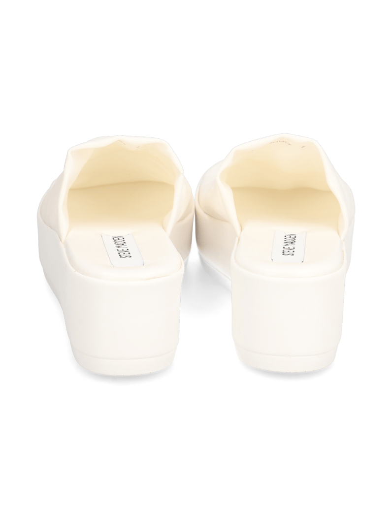 Steve-Madden-SLINKY-bela