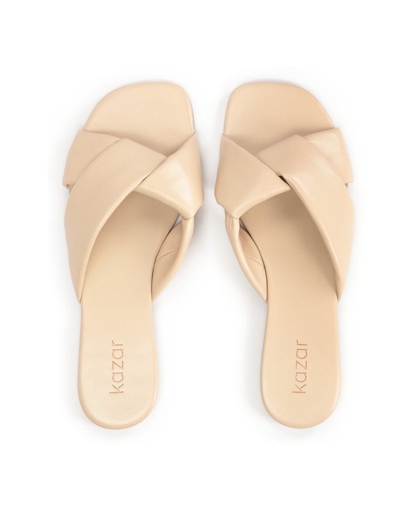 Kazar-Soft-leather-slides-on-a-flat-sole-čierna