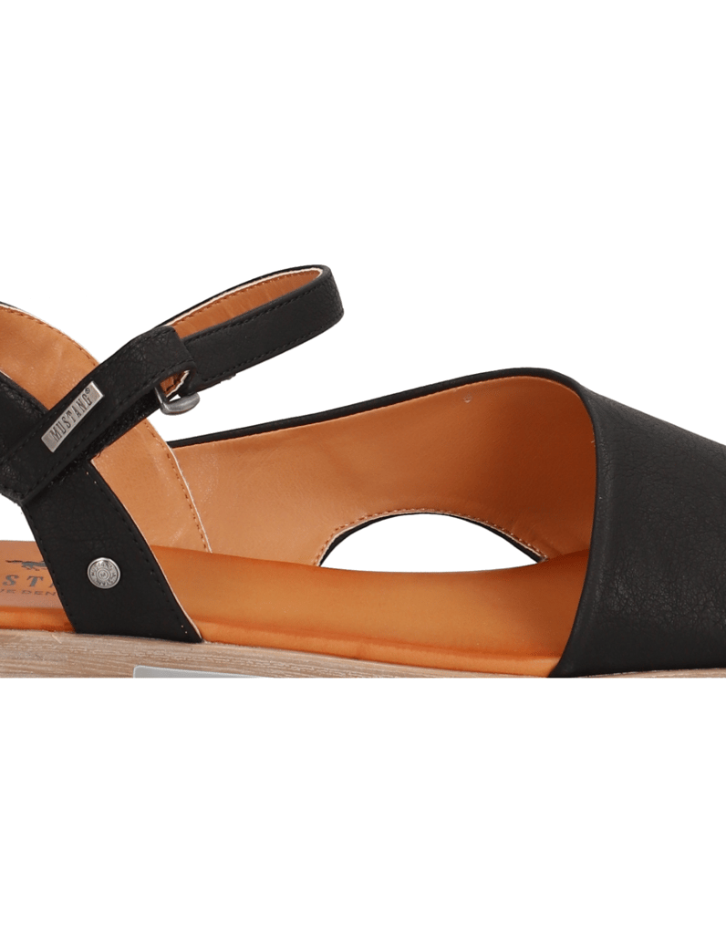 Mustang-sandály-bílá