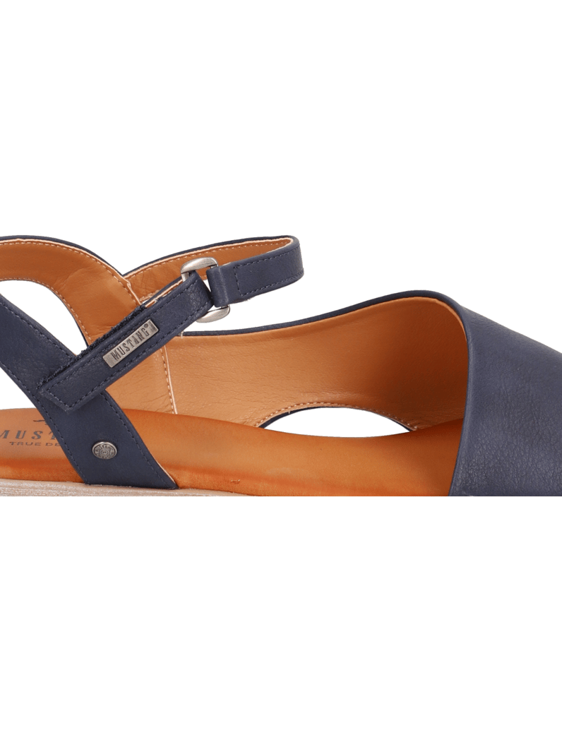 Mustang-Sandale-weiss