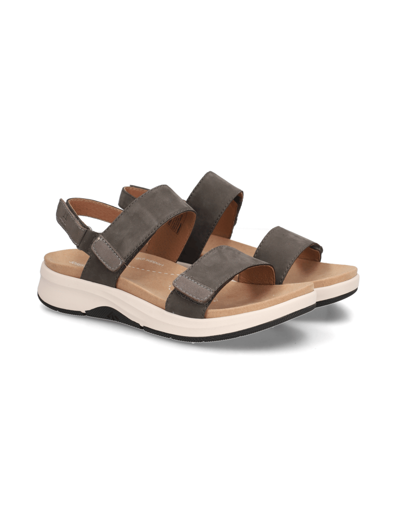 JOSEF-SEIBEL-Estelle-04-grau