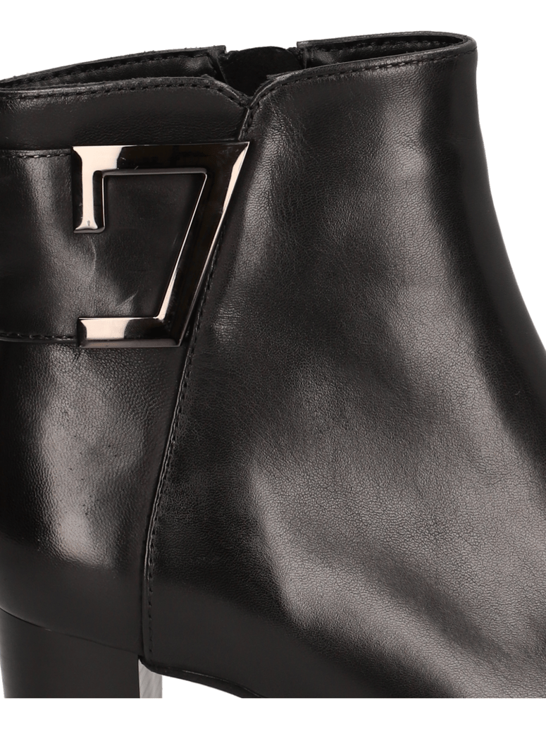 POE-gladko-usnje-elegantni-gležnjarji-črna