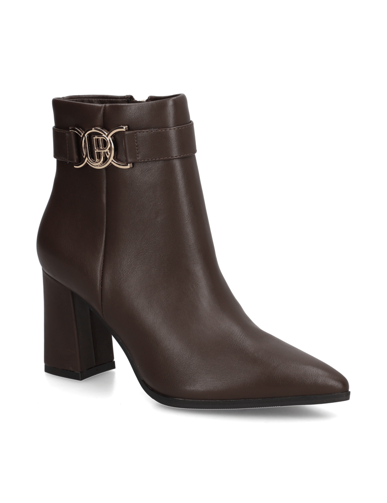 UP-collection-elegantni-gležnjarji-črna