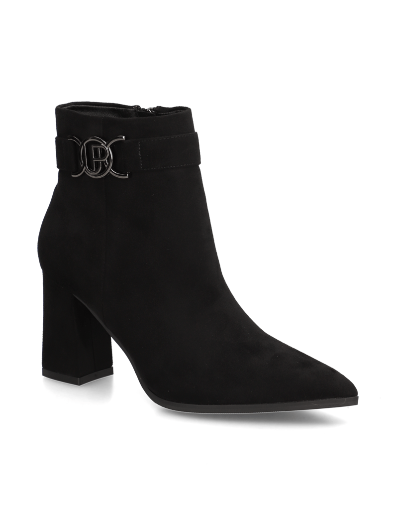 UP-collection-Stiefelette-braun