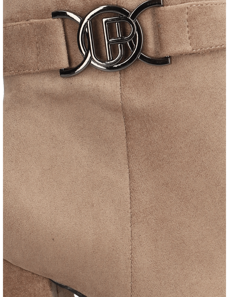 UP-collection-Stiefelette-braun