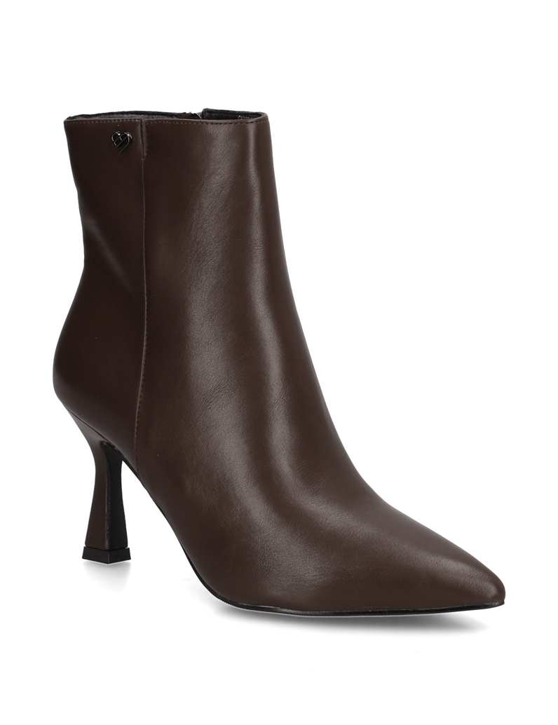 UP-collection-elegantni-gležnjarji-črna