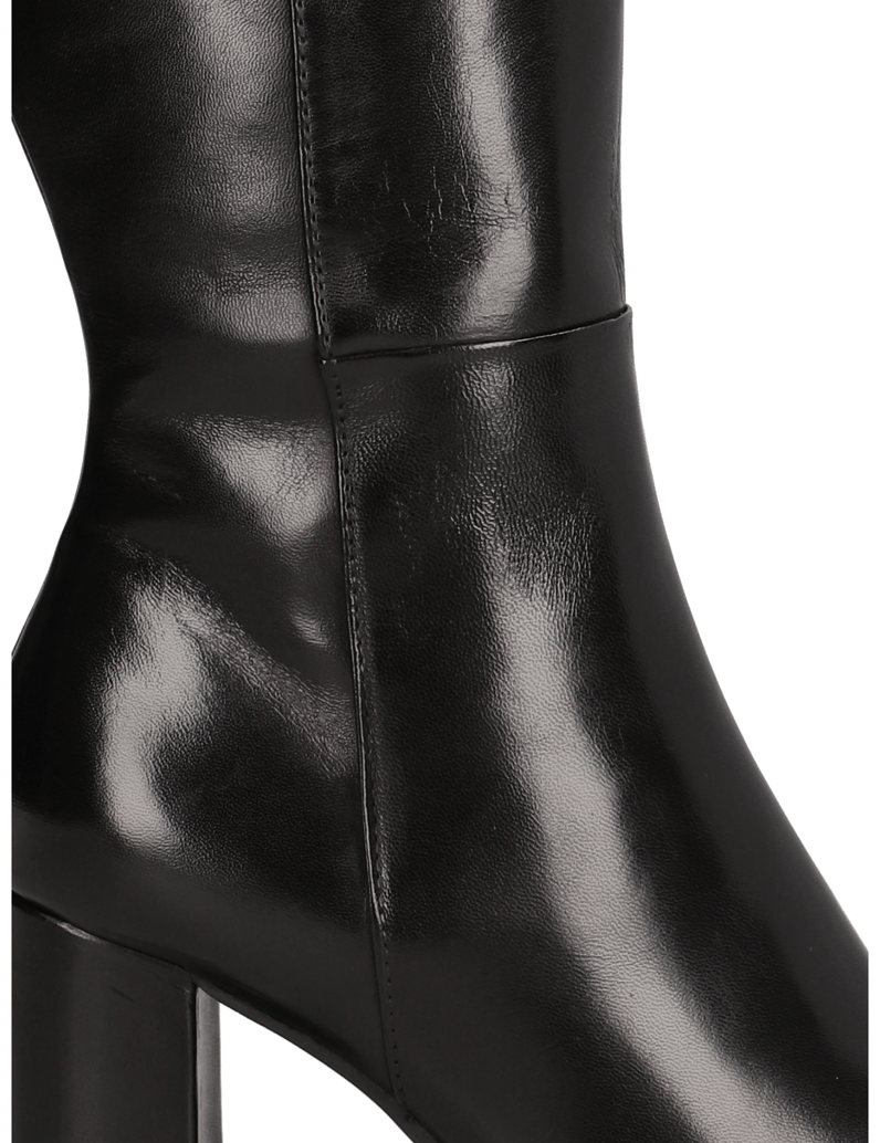 Silvia-Schneider-Stiefel-schwarz