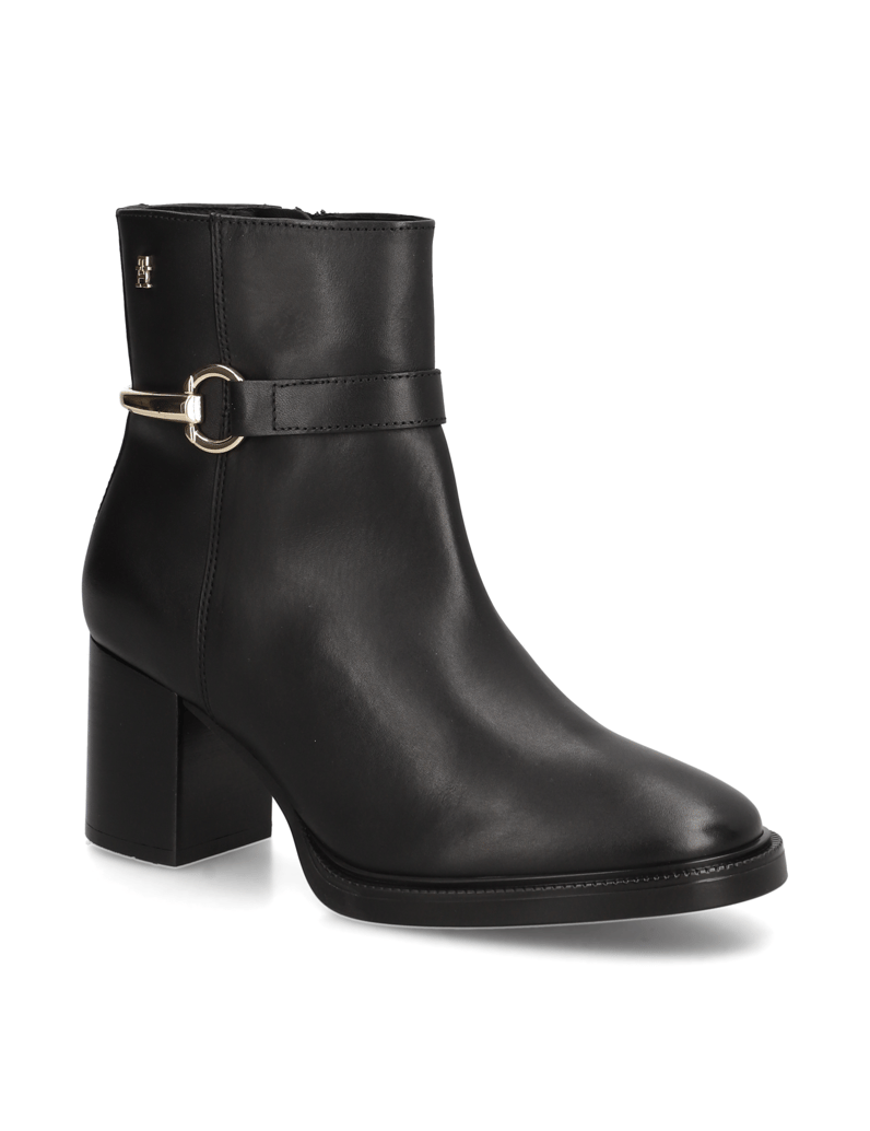 Tommy-Hilfiger-TH-STUD-HEEL-RIDING-ANKLE-BOOT-černá