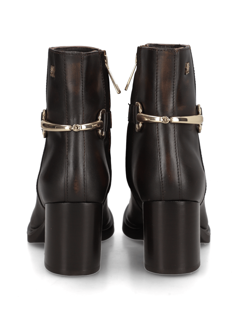 Tommy-Hilfiger-TH-STUD-HEEL-RIDING-ANKLE-BOOT-černá