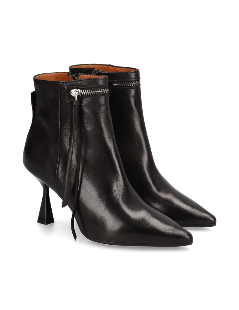 THEA-MIKA-Glattleder-Stiefelette