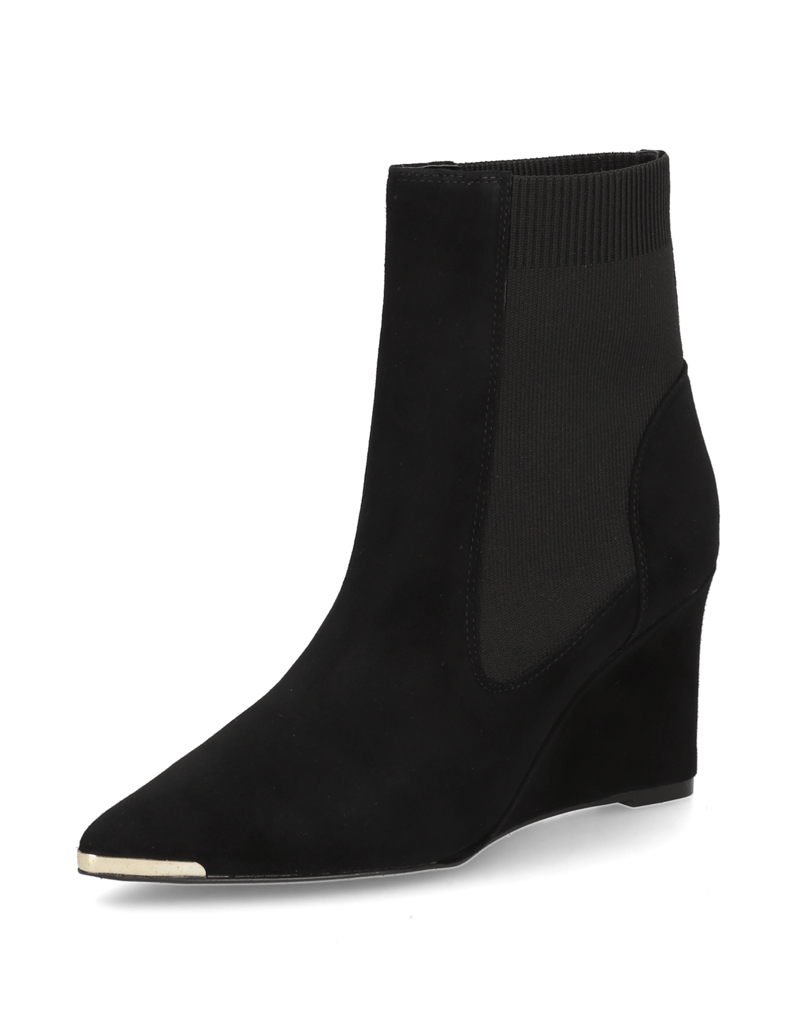 Silvia-Schneider-AVA-schwarz