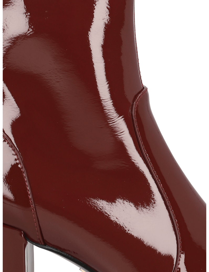 Kazar-čižmičky-červená