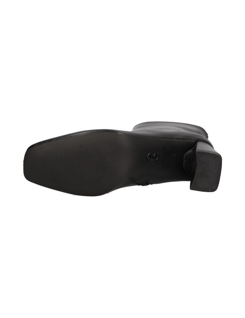 Steve-Madden-Hurst-rjava