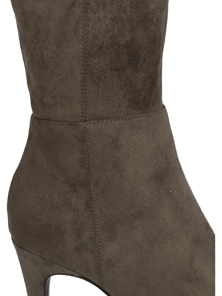 Kate-Gray-čižmy-nad-kolená