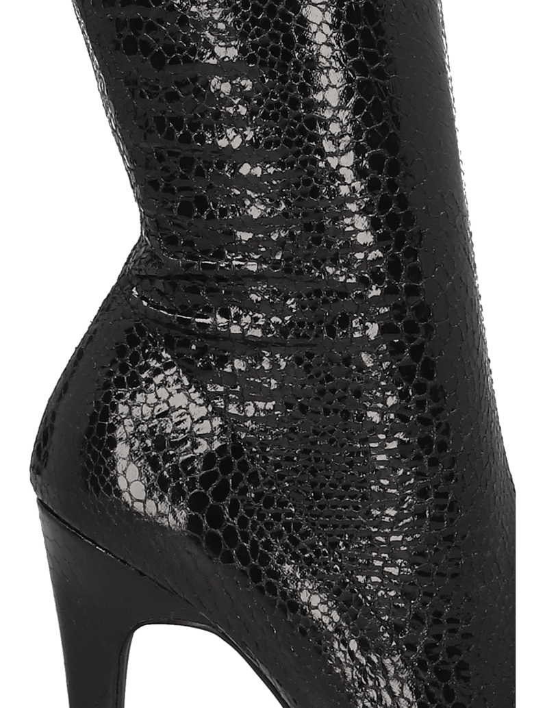 Silvia-Schneider-SILVIA-schwarz