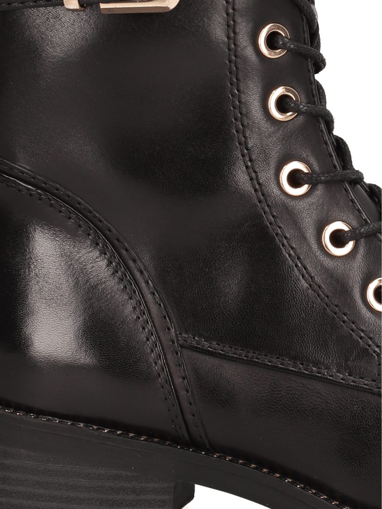 POE-gladko-usnje-snurovacia-obuv