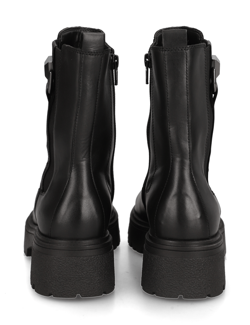 Gabor-chelsea-boots-čierna