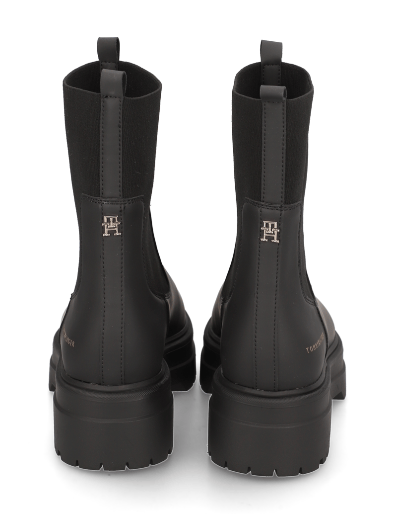 Tommy-Hilfiger-FEMININE-SEASONAL-UTILITY-BOO