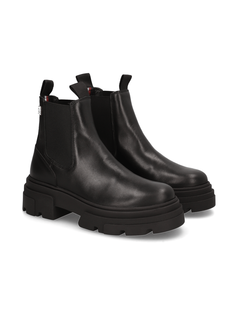 Tommy-Hilfiger-kotníčkové-Chelsea-černá