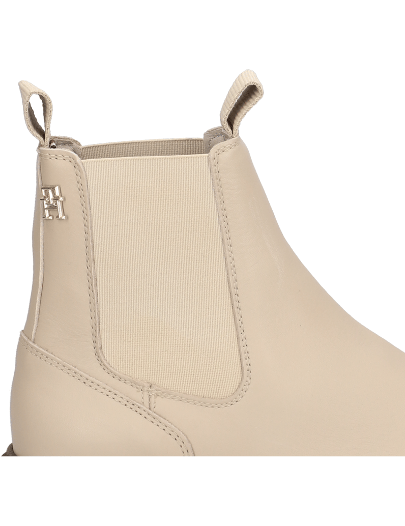 Tommy-Hilfiger-kotníčkové-Chelsea-černá