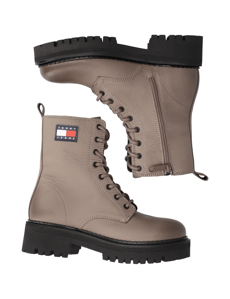 Tommy-Jeans-TJW-URBAN-LACE-UP-BOOT-grau