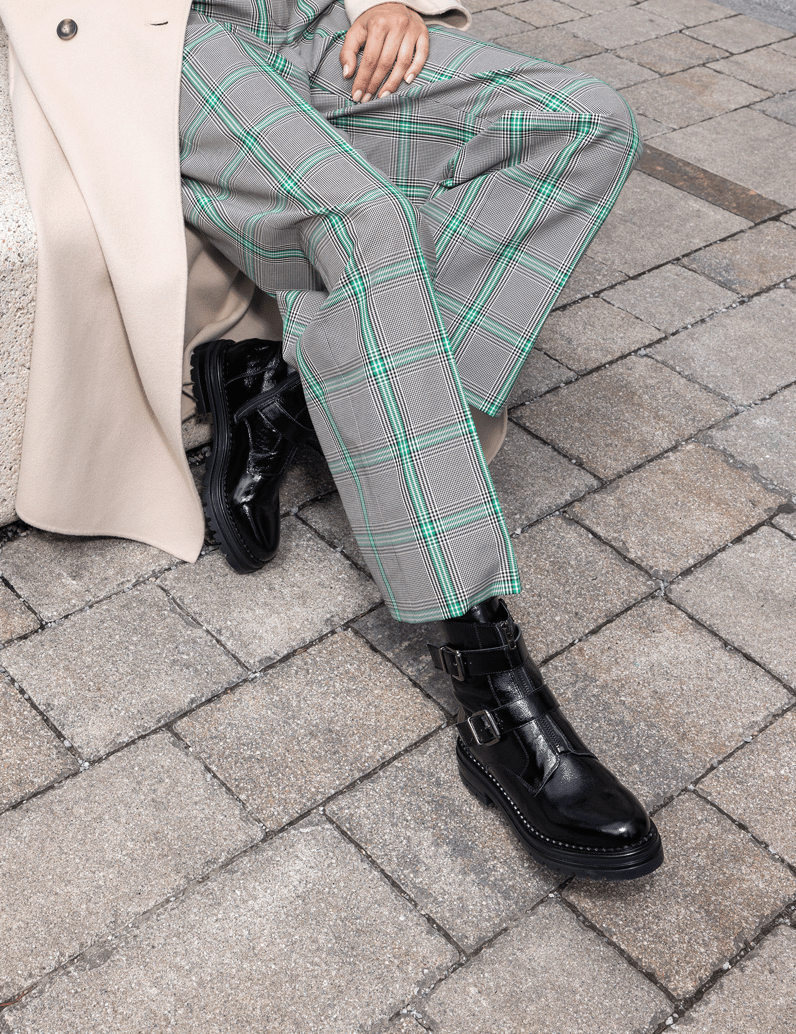 Pat-Calvin-Lackleder-Boot-schwarz