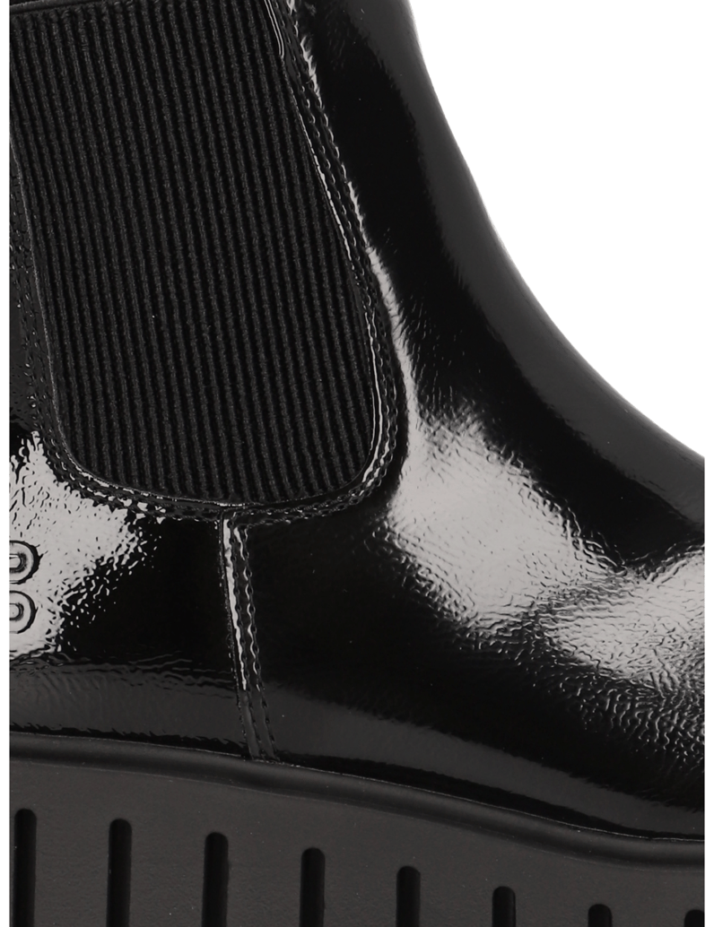 TT.-BAGATT-Chelsea-gležnjarji