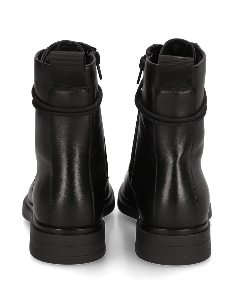 Marc-O´Polo-Paula-schwarz