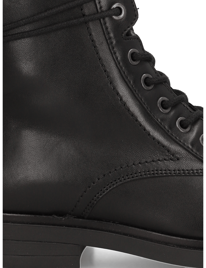 Marc-O´Polo-Paula-schwarz