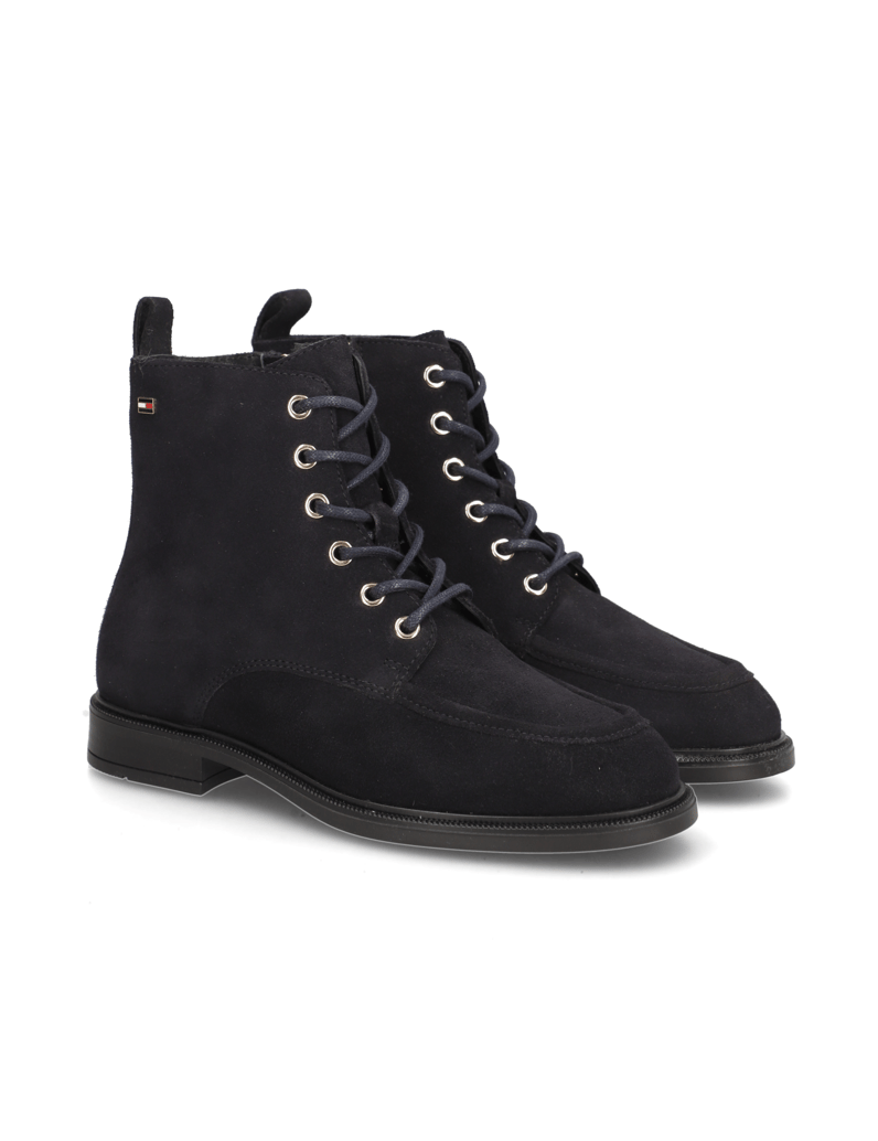 Tommy-Hilfiger-ENAMEL-FLAG-SUEDE-LACE-UP-BOOT-modra
