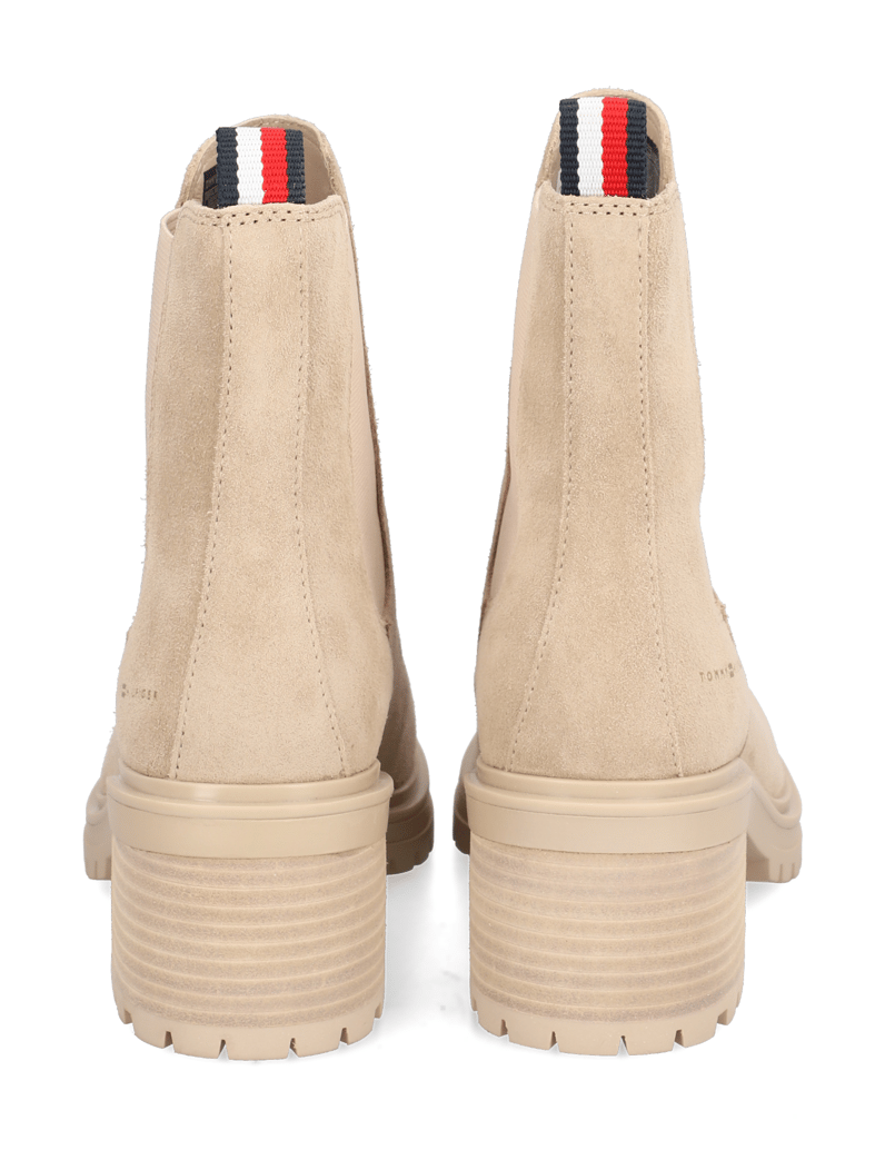 Tommy-Hilfiger-ESSENTIAL-MIDHEEL-SUEDE-BOOTIE