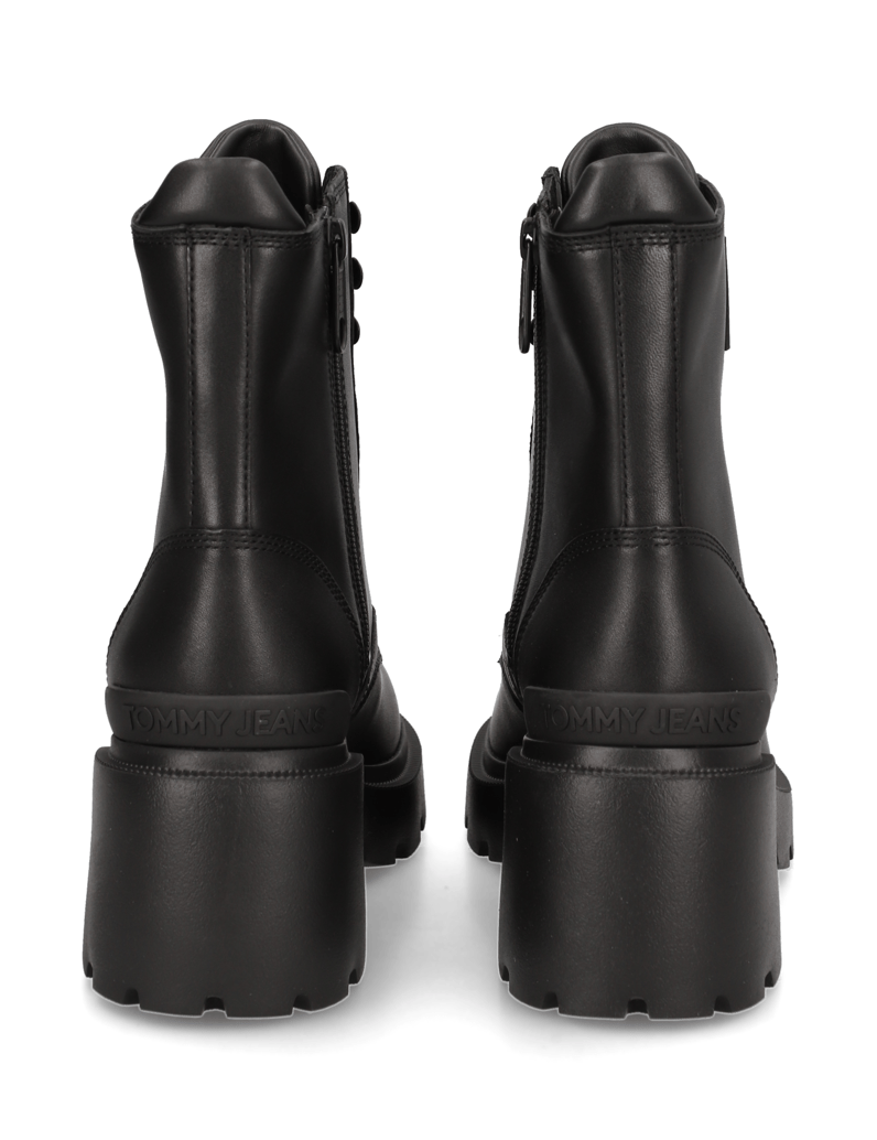 Tommy-Jeans-Šnurovacie-čižmičky-čierna