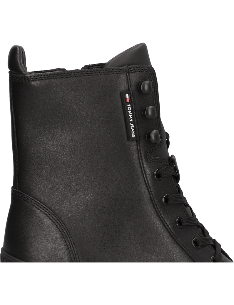 Tommy-Jeans-Šnurovacie-čižmičky-čierna