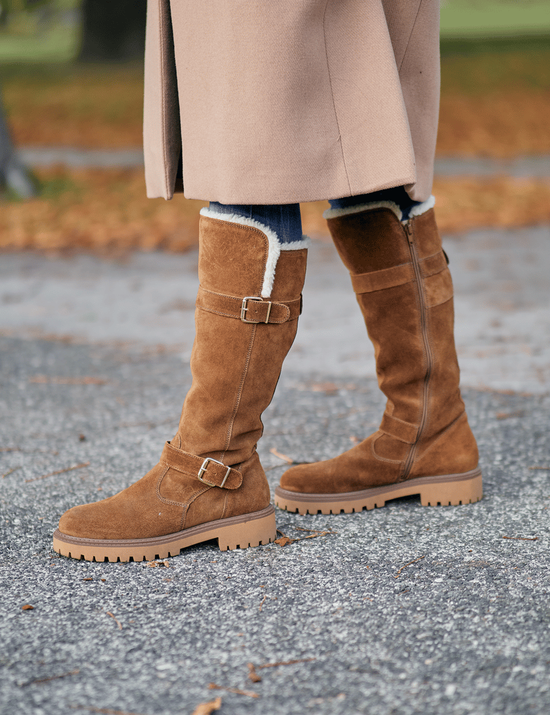 Pat-Calvin-velúr-čižmy