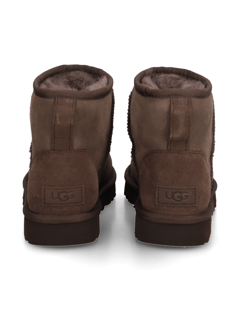 UGG-CLASSIC-MINI-II-črna