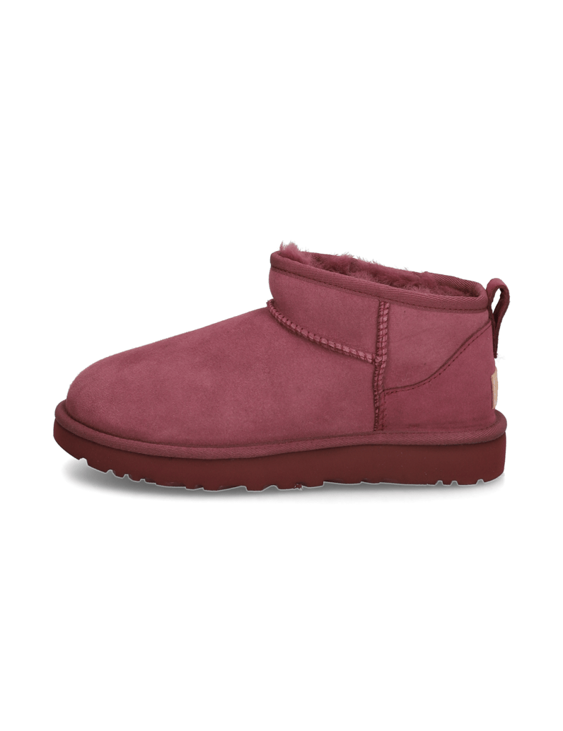 UGG-CLASSIC-ULTRA-MINI-čierna