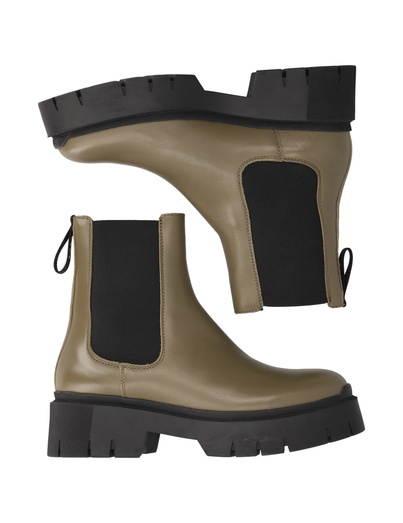 HUGO-Kris-ChBootie-C