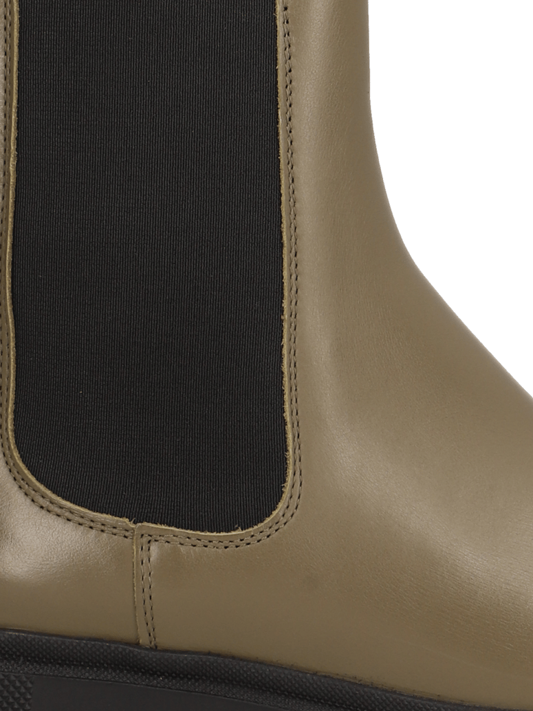 HUGO-Kris-ChBootie-C