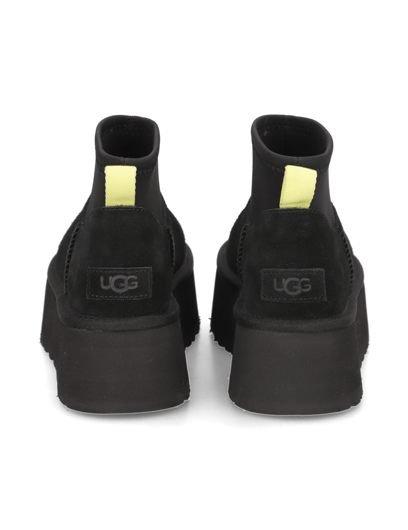 UGG-CLASSIC-MINI-DIPPER-schwarz