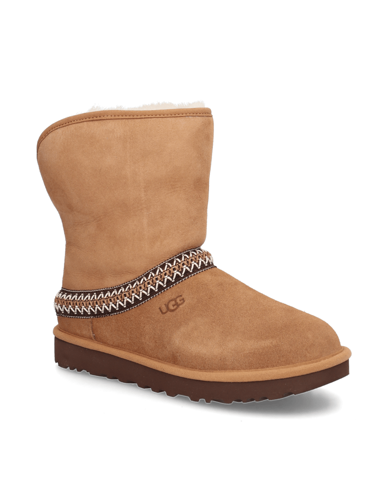 UGG-CLASSIC-SHORT-CRESENT-schwarz