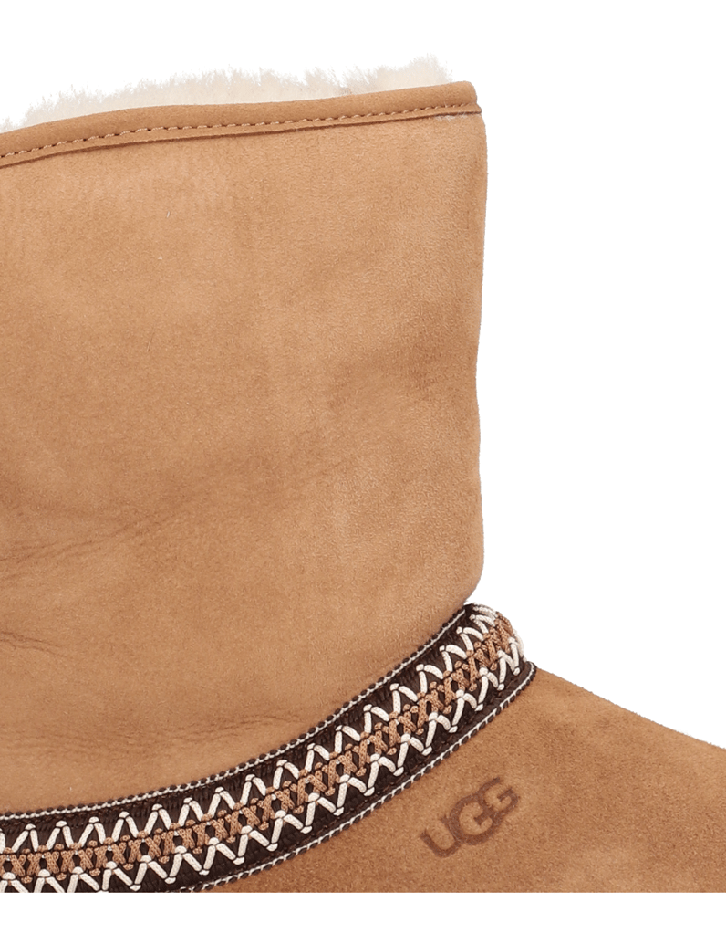 UGG-CLASSIC-SHORT-CRESENT-schwarz