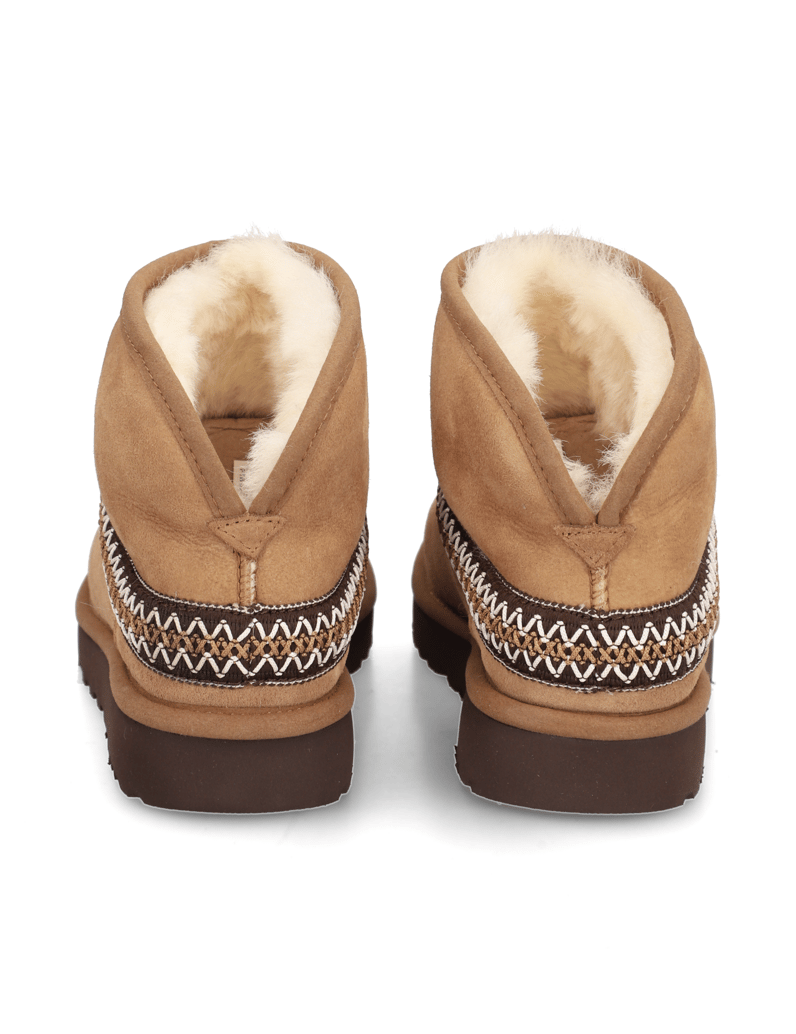 UGG-CLASSIC-MINI-CRESENT-cognac