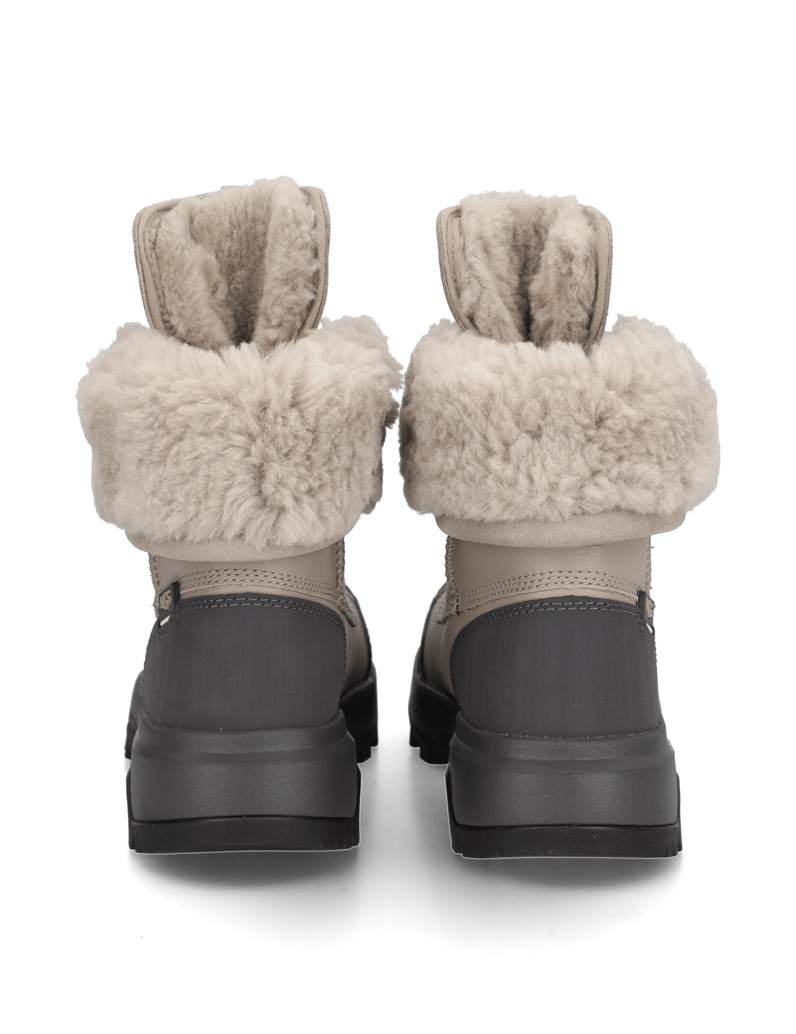 UGG-ADIRONDACK-BOOT-XXV-grau