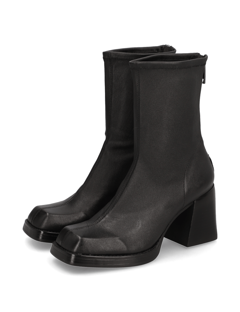 NEWD.Tamaris-Glattleder-Stiefelette