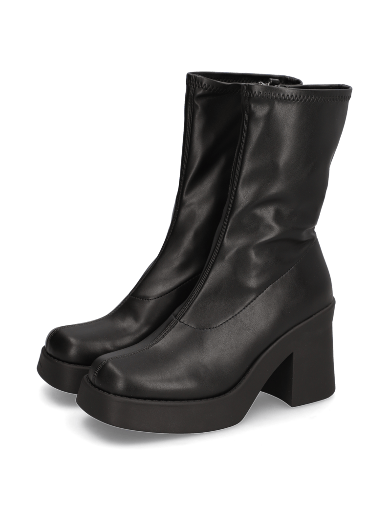 Steve-Madden-OVERCAST