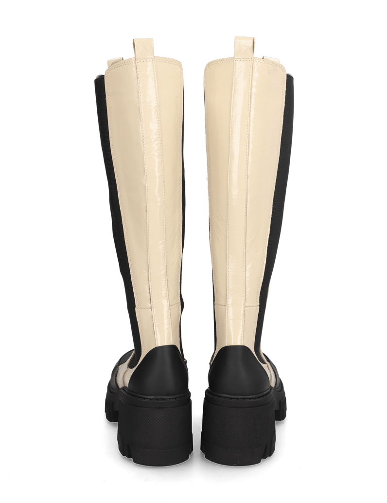 Kate-Gray-lakovaná-koža-čižmy-béžová